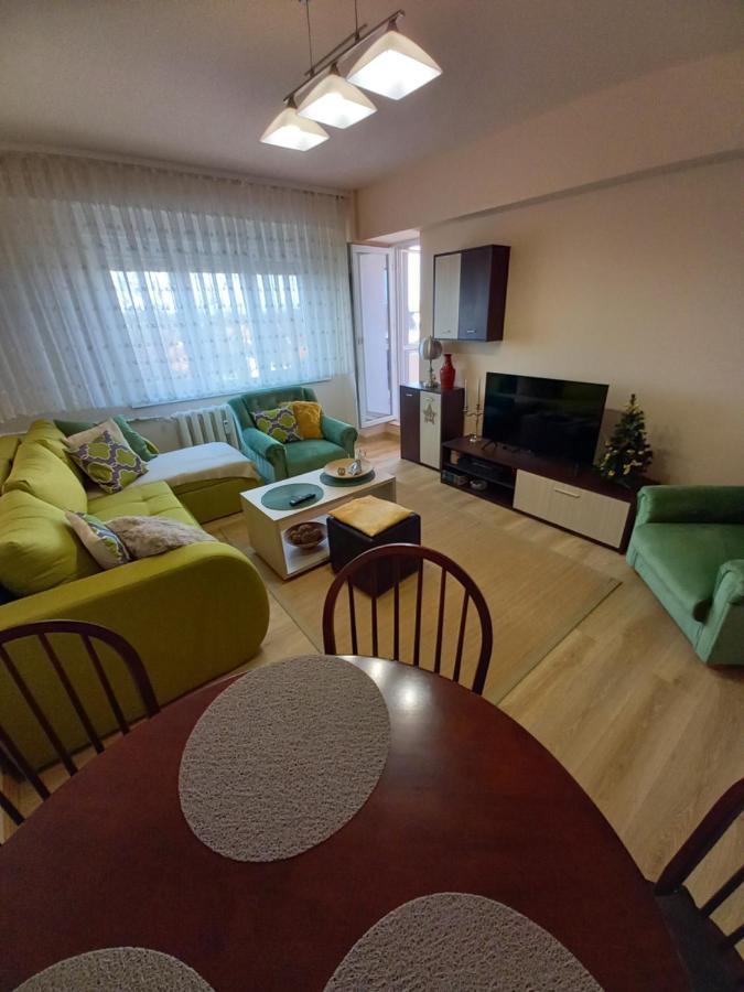 Ferienwohnung Tei Oradea Exterior foto